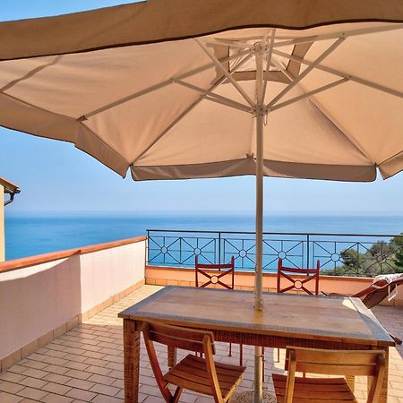 Casa Scotland Appartement Ventimiglia Buitenkant foto