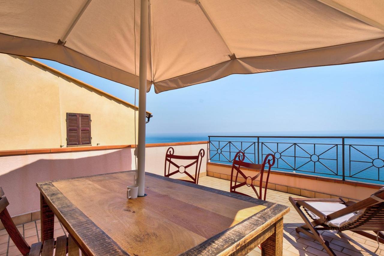 Casa Scotland Appartement Ventimiglia Buitenkant foto